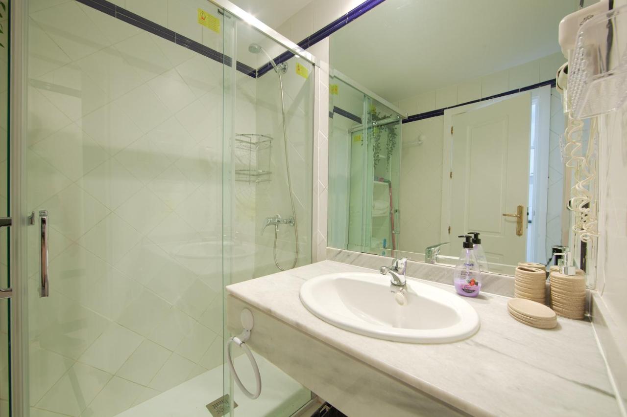 Varios Apartamentos Romana Playa Elviria Marbella Dış mekan fotoğraf