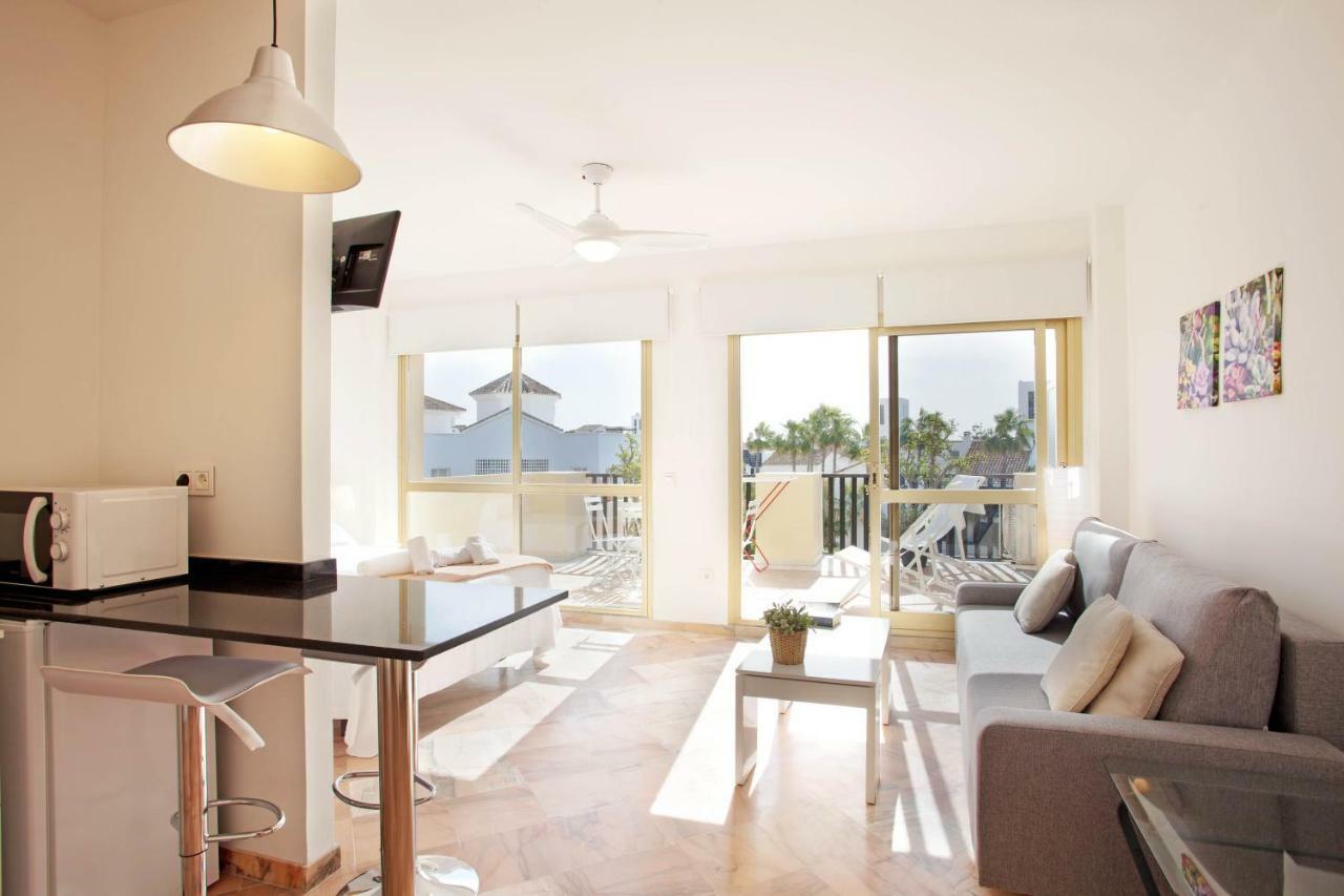 Varios Apartamentos Romana Playa Elviria Marbella Dış mekan fotoğraf